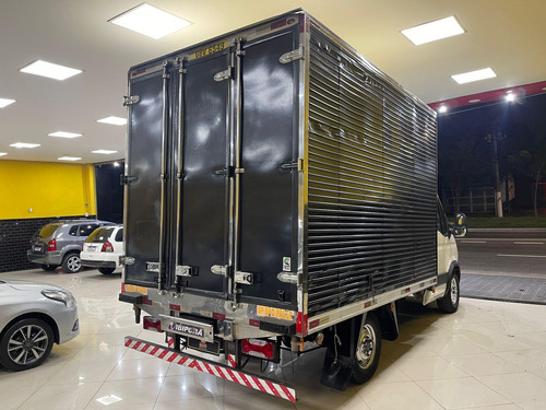 Iveco Daily 35s14 2018 *refrigerada Com Gancheira