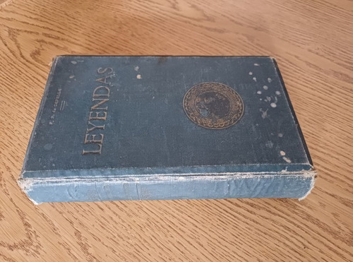 Libro Leyendas Y Tradiciones F P De Capella Colegio Pio I X (Usado)