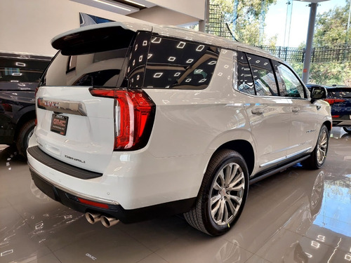 GMC Yukon DENALI