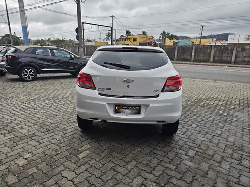 Chevrolet Onix 1.0 Joy 5p