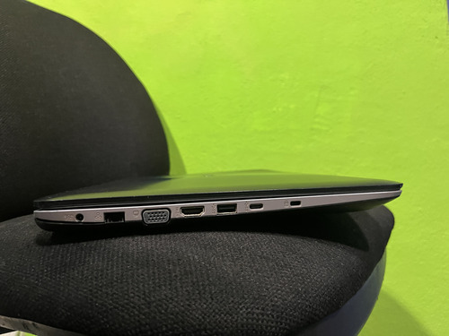 Portátil Asus X556u Corei7 De 15,6 Pulgadas, 1 Tb Y 8 Gb Ram (Usado)