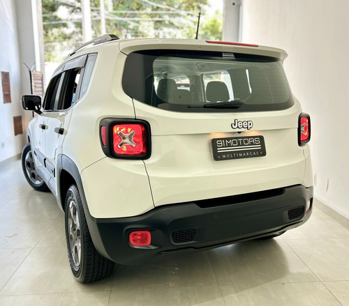 Jeep Renegade 1.8 Flex Aut. 5p