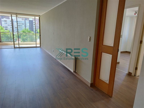 Imagen 9 de 21 de Departamento En Venta De 3 Dorm. 3 Baños, 2 Estac Y Bodega
