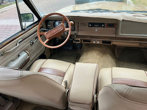 Jeep Grand Wagoneer 1984 4x4 V8 360 Amc