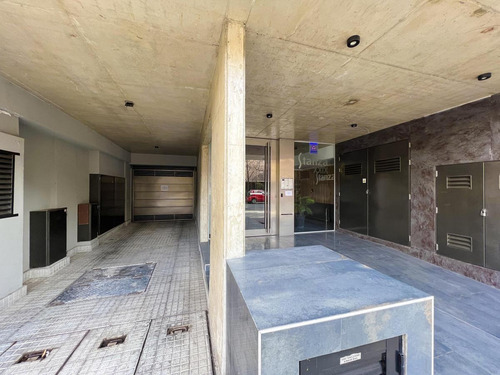 Imagen 18 de 20 de Departamento De 1 Dormitorio Con Gran Balcón En Lourdes