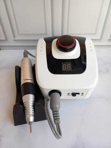 Imagen 4 de 4 de Dremel Profesional Manicura Rusa 35000 Rpm Manicure