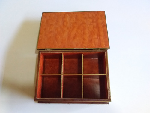 Caja Para Té De 6 Divisiones - Diseño Práctico Y Funcional Marrón (Usado)