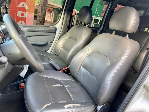 Imagem 7 de 13 de Fiat Doblo Adventure 1.8
