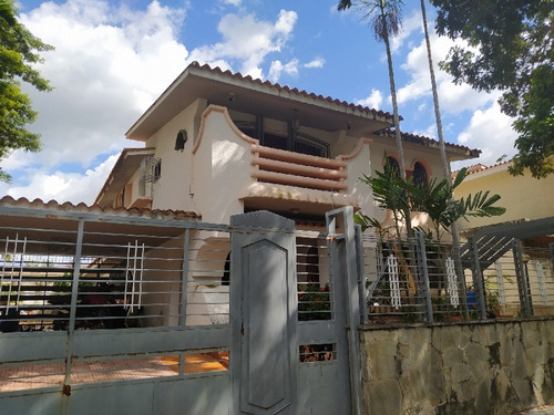 Jose R Armas, Vende Casa Ubicada En Urbanizacion La Viña. Prc-023