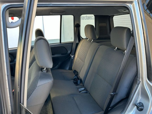 Mitsubishi Pajero TR4 Pajero TR4 2.0 4X2 16V 140CV FLEX 4P MANUAL
