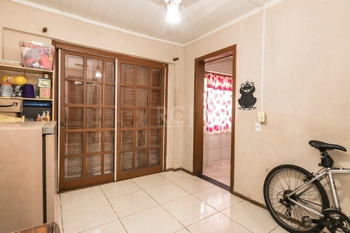 Sobrado Em Jardim Floresta Com 3 Dormitórios - Sc12346