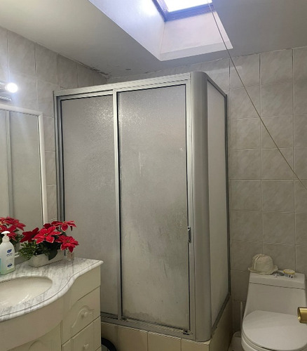 Espléndida Casa Con Gran Potencial De Inversión