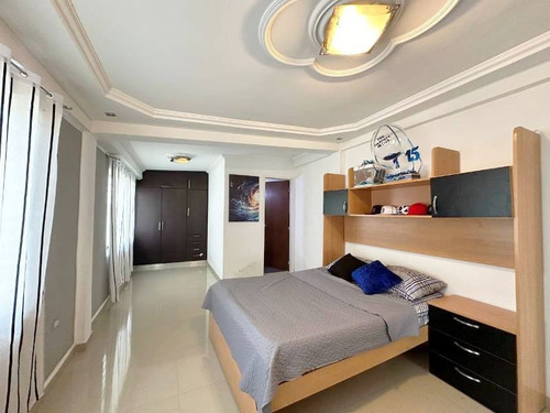 Josseyris Jimenez Vende Casa En Safari Country Club Carabobo