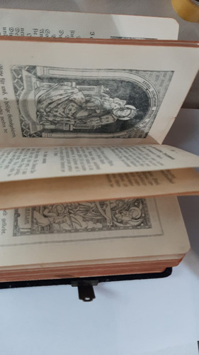 Geistliche Halszierde: Gebet Und Gesangbuch - 1922, Gotico (Usado)