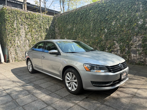 Volkswagen Passat 2.5 Sportline At