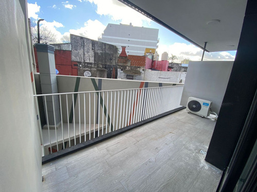 Monoambiente Con Gran Balcon A Estrenar!
