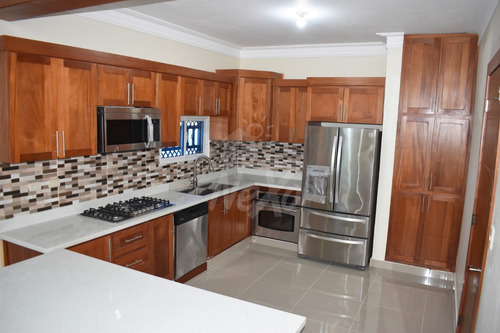 Imagen 28 de 30 de Casa Con Excelente Terminación En Urb. Llanos De Las Charcas, Santiago (jpc-222)