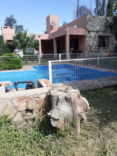 Dos Casas En Lote De 1 Hectarea En Juana Koslay San Luis