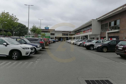 Se Arrienda Local De 238 M2, San Pedro De La Paz.