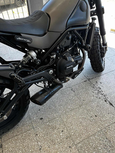 Imagen 10 de 20 de Benelli Leoncino 500