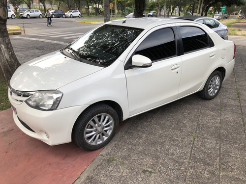 Toyota Etios 1.5 Sedan Xls