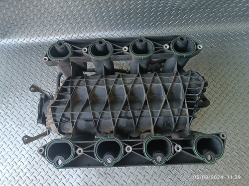 Múltiple De Admisión Motor 5.6 Nissan Qx56 Modelo 2010 (Usado)