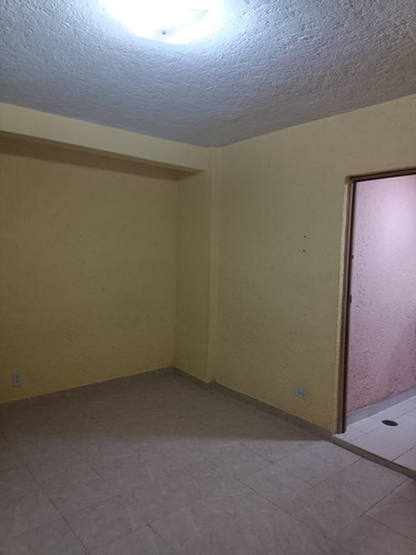 Cuarto Con Baño Para 1 Persona