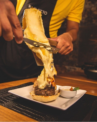 Racleteira Elétrica + 1kg Queijo Raclette - 110v/220v