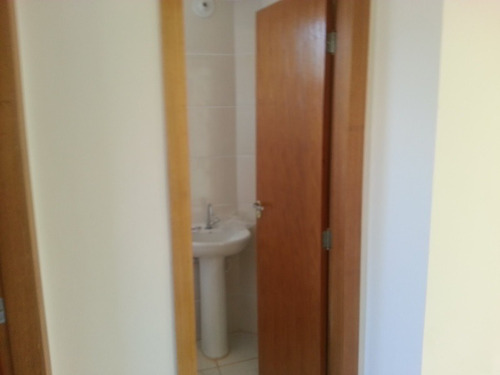 Imagem 9 de 15 de Casa Geminada Com 3 Quartos Para Comprar No Xangri-lá Em Contagem/mg - 441