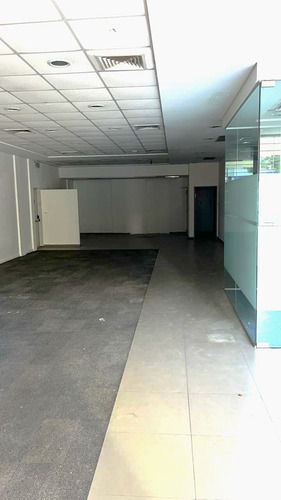 Local En Alquiler En Vicente López, G.b.a. Zona Norte, Argentina