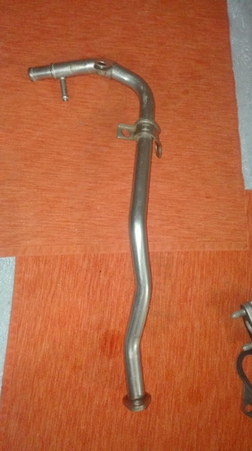Imagen 4 de 9 de Tubo Difusor Agua Motor Toyota Meru Hilux Hasta 02 Original
