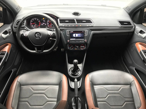 Imagem 6 de 15 de Vw Saveiro 1.6 Cross Cd - 2019