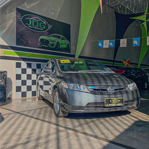 Imagem 2 de 13 de Honda Civic