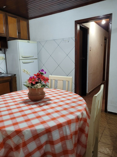 Imagen 11 de 18 de Alquiler De Casa Por Dia Con Piscina Y Quincho (uso Exclusivo). Ubicada En La Ciudad De Las Cataratas Del Iguazú, Puerto Iguazú, Misiones. Zona Céntrica