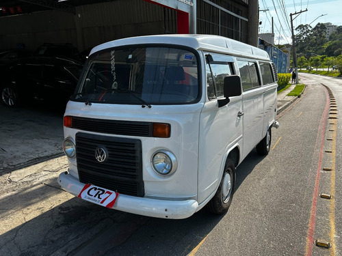 Volkswagen Kombi 1.4 Standard Total Flex 3p