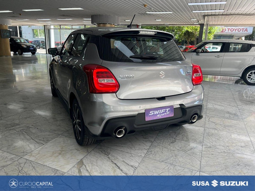 Imagen 4 de 25 de Suzuki Swift Sport 2023 Gris Plata 0km