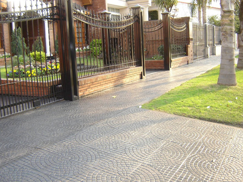 Imagen 4 de 10 de Pisos, Paredes, Revestimientos Y Bordillos Para Piscina