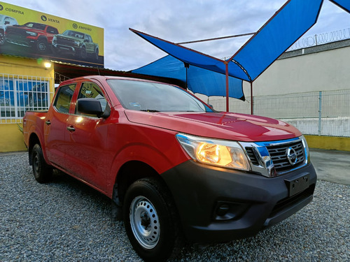 Nissan NP300 2.5 Doble cabina SE paq seguridad