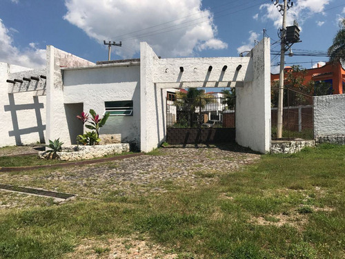 Terreno Urbano En Lomas De Zompantle, Cuernavaca, Morelos - Tbr-641-tu