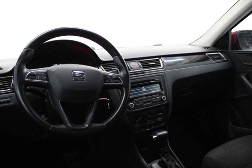 Imagen 12 de 15 de Seat Toledo 2015 4 Cilindros