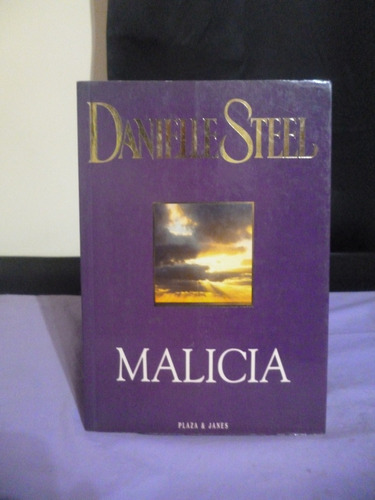 Danielle Steel - Malicia