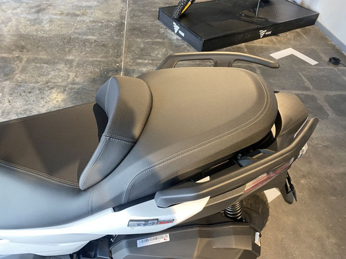 Voge Sr4 Max Pro Maxiscooter Qj Motor Fort 350 Kymco Xtown