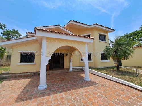 Hermosa Casa Quinta En Venta En Altos De Guataparo Valencia Carabobo 2421543 P