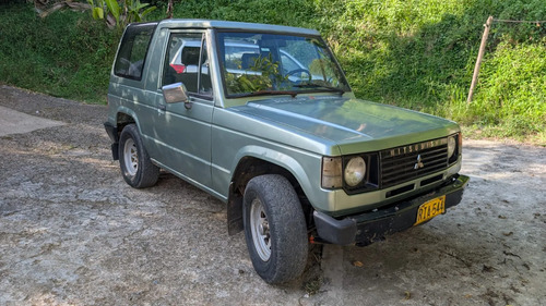 Mitsubishi Montero 2.6 L042 Cabinado