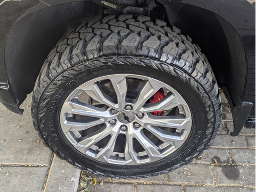 Chevrolet Cheyenne 6.2 2500 Doble Cab High Country 4x4 At