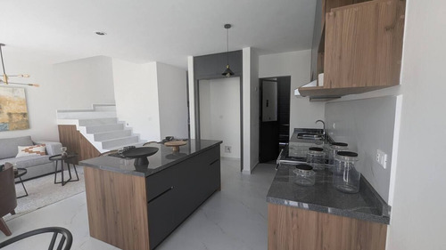 Estrena Casa En Zibata, 4 Recamaras, 3 Baños Completos, Equipada, Lujo