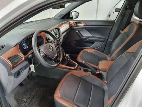 Imagen 7 de 9 de Volkswagen T-cross