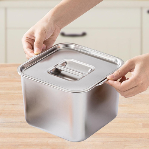 A Recipiente De Comida Profunda Para Comida 18cmx18cm