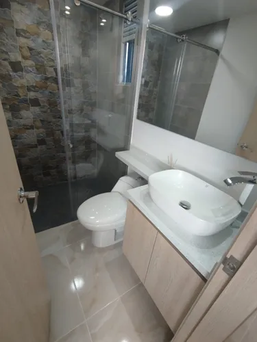 Apartamento En Arriendo En Evaristo García. Cod A11681