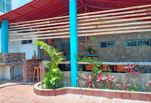 Imagen 13 de 21 de Salinas Casa Con Piscina Privada Por Dias